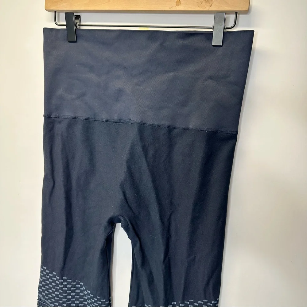Spanx Look At Me Now Seamless Moto Leggings Indigo Blue Size XL - Picture 8 of 11